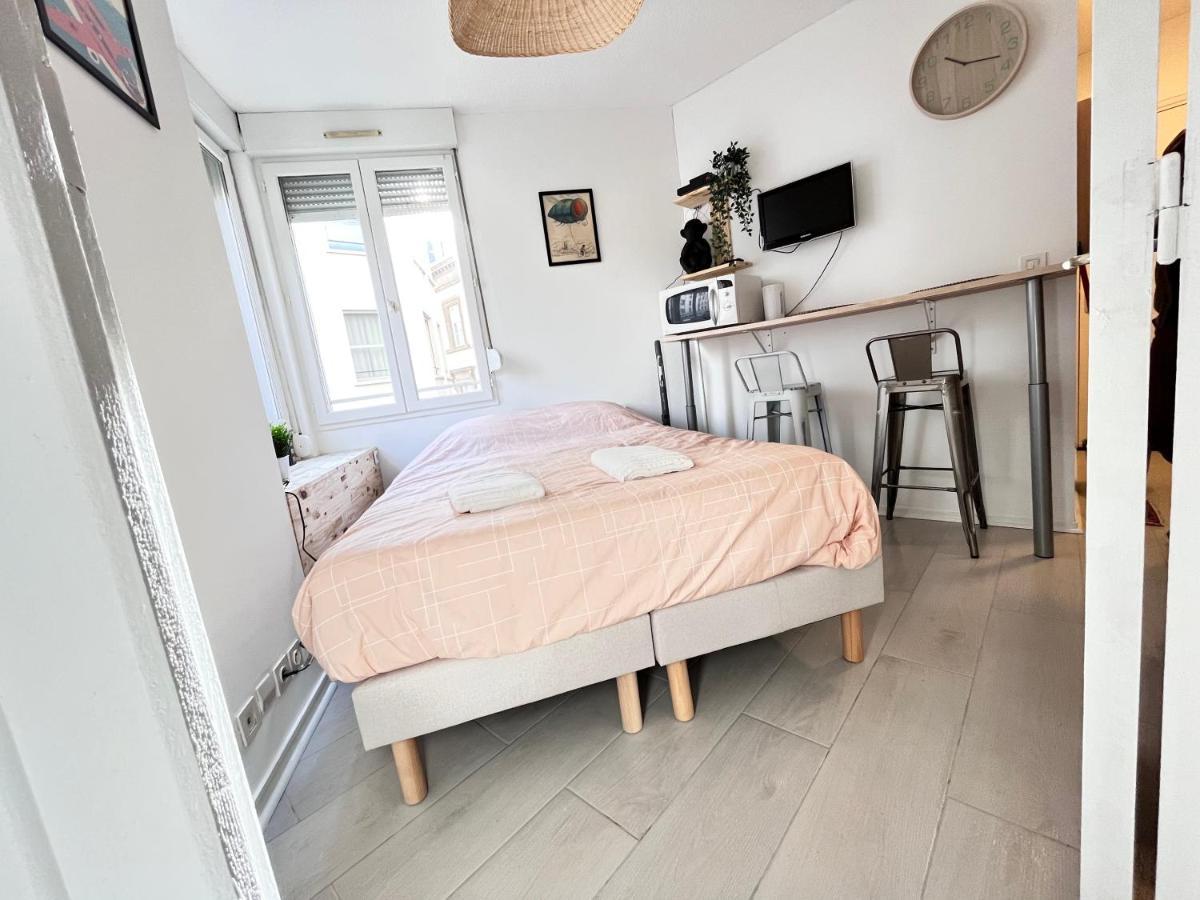 Le Tressous - Studio Sur Place De Jaude Prefecture Clermont-Ferrand Exterior photo